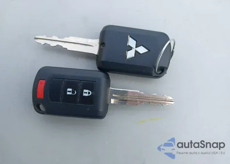 2020 Mitsubishi Mirage G4 Es z USA, uszkodzony, nr VIN ML32F3FJ0LHF07761